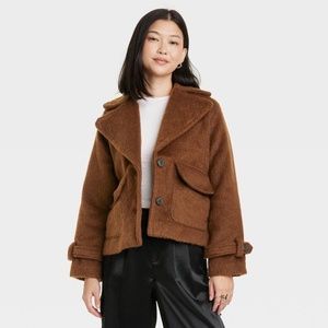 NWOT Faux Fur Crop Utility Jacket